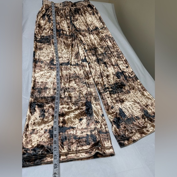 NWT; Nina Parker Velour Button Front Gold/Brown Top Plus Size & Pants 🍒 - Picture 3 of 10